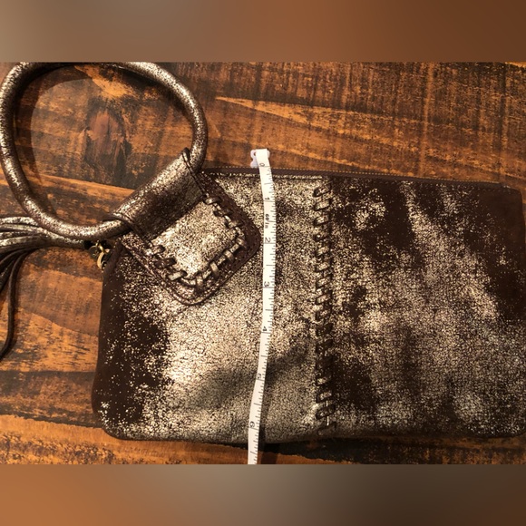 HOBO Metallic Gold and Rich Brown Wristlet - Picture 8 of 10